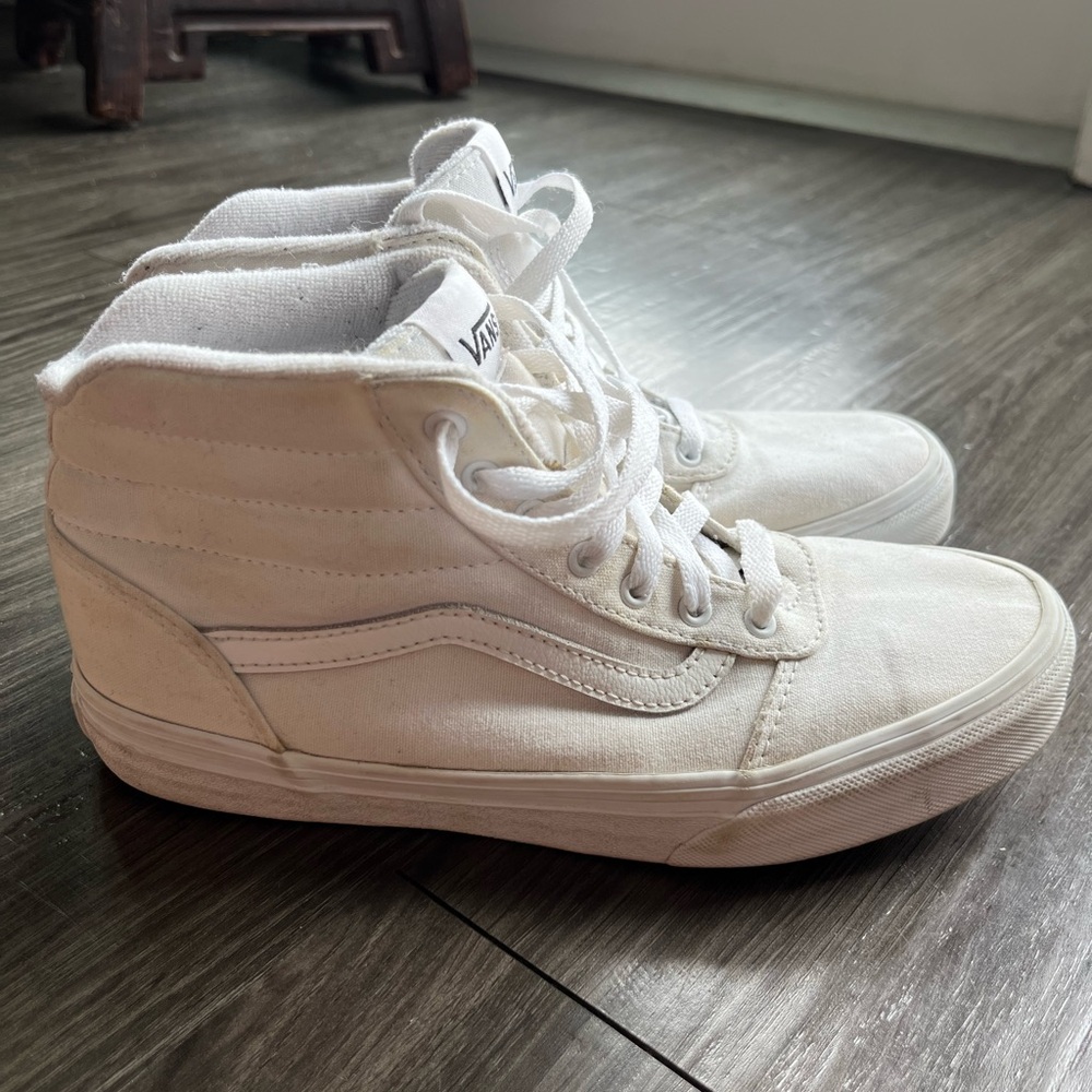 Vans Classic White Canvas High-Tops
